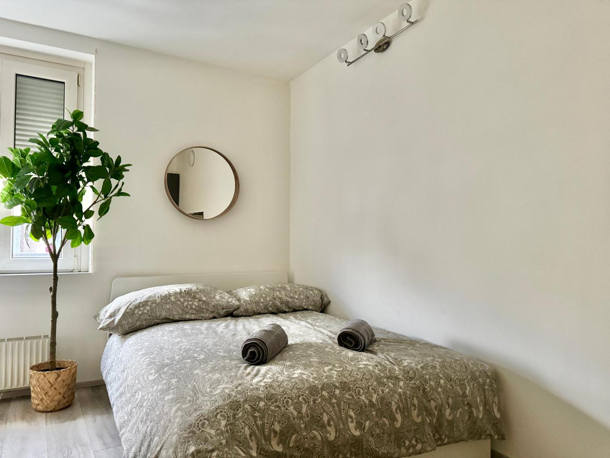 Stylish Schonbrunn Apartments With Free Parking Viena Exterior foto
