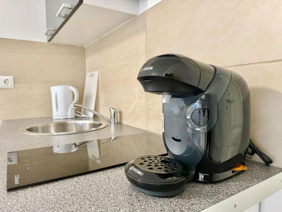 Stylish Schonbrunn Apartments With Free Parking Viena Exterior foto